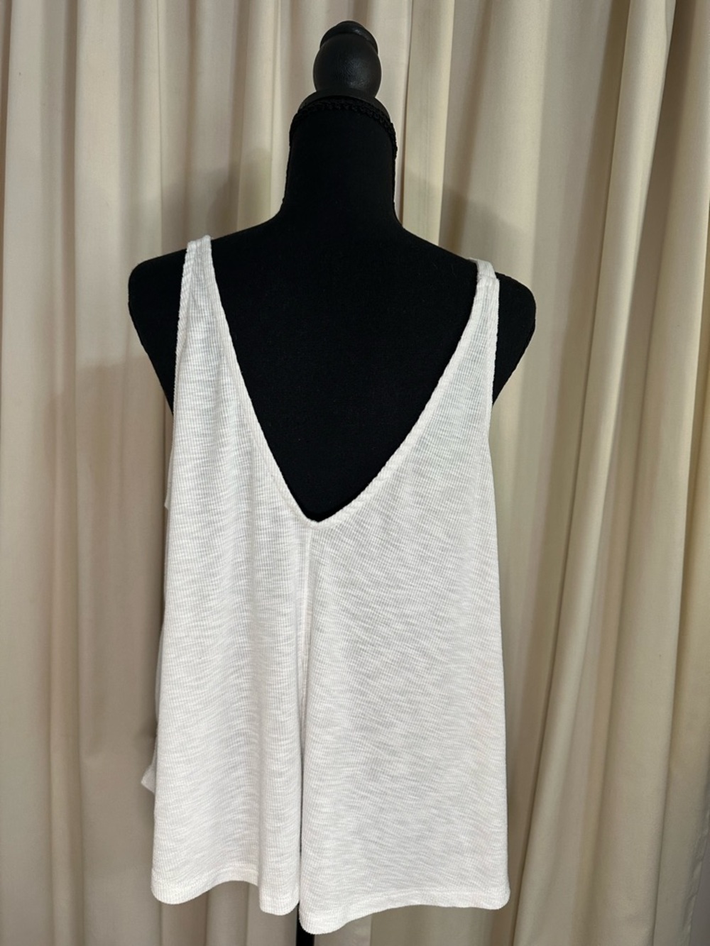 Free People White V-Neck Swing Tank - Picture 3 of 4